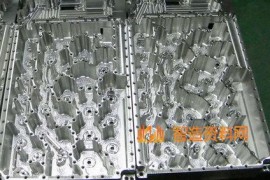 压铸件粗糙度Ra2.5,能够达到？