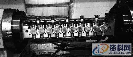 汽车固定盘的四轴加工中心夹具设计前 言一、汽车固定盘的工艺分析二、四轴加工中心夹具结构及其工作过程三、四轴液压夹具的主要参数设计总 结,盘,第3张