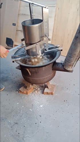 马桶堵了如何吸出来?34个机械原理、设计动画来了1、马桶疏通器原理:2、高频变压器绕组自动化生产:3、伺服电缸高负载、大推力、高精度、易维护,应用广泛:4、小型土豆收获机:5、郎酒瓶子制作工艺:6、陶瓷杯自动化生产:7、液压奶酪切割机:8、自动化摊煎饼:9、蔬菜丸子制作过程:10、自动化包子机:11、万能清扫器:12、快速部署战场铁丝网防御线:13、手持式自动螺丝机:14、自由弯管机:15、滚动式捡果器:16、铜管折弯过程,谁知道为什么不瘪:17、自动化攻丝机:18、45度管接头滚牙:19、食品,第9张 马桶堵了如何吸出来?34个机械原理、设计动画来了1、马桶疏通器原理:2、高频变压器绕组自动化生产:3、伺服电缸高负载、大推力、高精度、易维护,应用广泛:4、小型土豆收获机:5、郎酒瓶子制作工艺:6、陶瓷杯自动化生产:7、液压奶酪切割机:8、自动化摊煎饼:9、蔬菜丸子制作过程:10、自动化包子机:11、万能清扫器:12、快速部署战场铁丝网防御线:13、手持式自动螺丝机:14、自由弯管机:15、滚动式捡果器:16、铜管折弯过程,谁知道为什么不瘪:17、自动化攻丝机:18、45度管接头滚牙:19、食品,马桶堵了如何吸出来?34个机械原理、设计动画来了,直观易懂,第9张