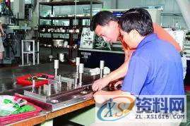 这篇模具文章,顶你三年学校的学习!一、 序言二、 什么是塑胶模具三、 必备的知识四、塑胶模具结构及分类五、 常用塑胶原料的特征六、塑胶模具的加工方法及工艺,模具,第5张 这篇模具文章,顶你三年学校的学习!一、 序言二、 什么是塑胶模具三、 必备的知识四、塑胶模具结构及分类五、 常用塑胶原料的特征六、塑胶模具的加工方法及工艺,这篇模具文章,顶你三年学校的学习!,模具,第5张