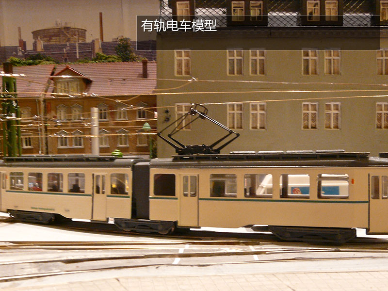 3D打印疯狂想象力美图(图文教程),打印,第14张 3D打印疯狂想象力美图(图文教程),3D打印即使是彩色3D打印,也很难有特别好的表面效果,这个电车模型,应该是后期进行的喷涂油漆,而不是直接打印出来。,打印,第14张