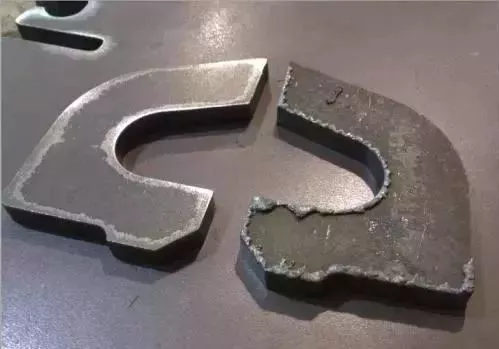 解决冲压毛刺“十种典型案例”轻松解决产品无毛刺冲模去毛刺研磨去毛刺4、冷冻去毛刺5、热爆去毛刺6、雕刻机去毛刺7、化学去毛刺8、电解去毛刺9、高压水喷去毛刺10、超声波去毛刺,去除,冲模,第2张 解决冲压毛刺“十种典型案例”轻松解决产品无毛刺冲模去毛刺研磨去毛刺4、冷冻去毛刺5、热爆去毛刺6、雕刻机去毛刺7、化学去毛刺8、电解去毛刺9、高压水喷去毛刺10、超声波去毛刺,解决冲压毛刺“十种典型案例”轻松解决产品无毛刺,去除,冲模,第2张