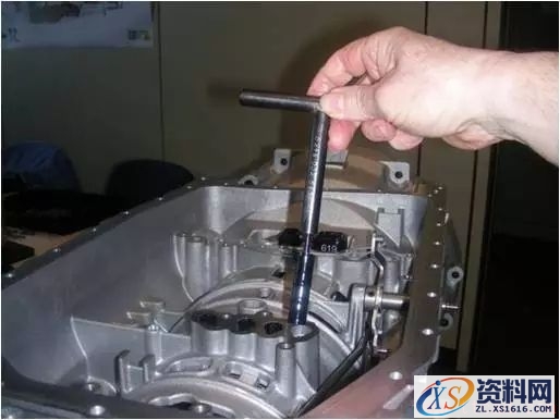 变速器阀体总成拆卸与安装详解(图文教程),要求,选择,步骤,第12张 变速器阀体总成拆卸与安装详解(图文教程),变速器阀体总成拆卸与安装详解,要求,选择,步骤,第12张